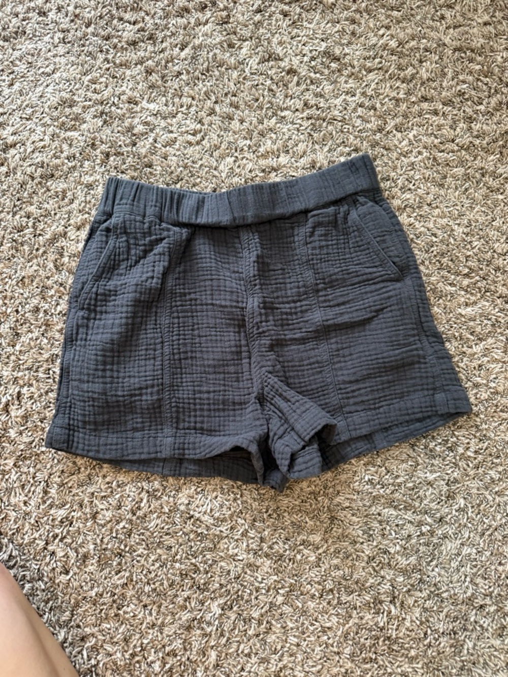 Madewell Easy Pull-On Shorts in Lightspun